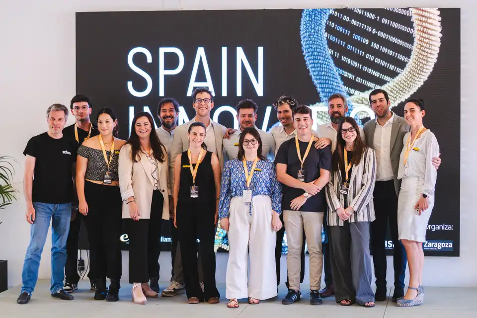 Equipo de Zebra AI Transformation Company en el Spain Innovation Summit, evento organizado por Guillén Bruna Tricas